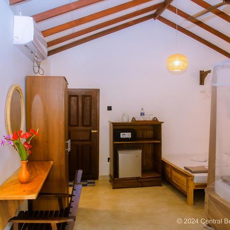 Central Beach Inn 미리사 외부 사진