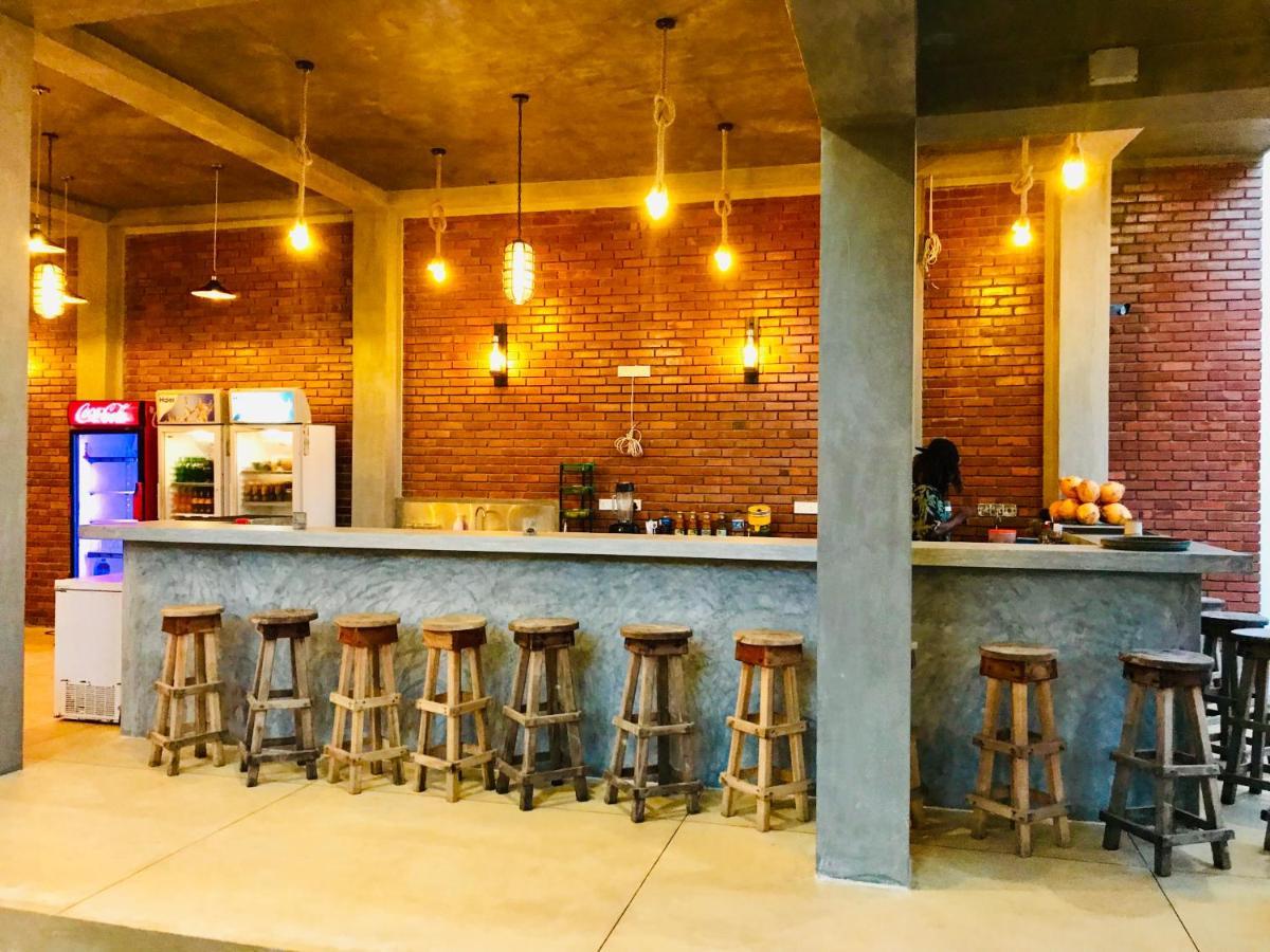 Central Beach Inn 미리사 외부 사진