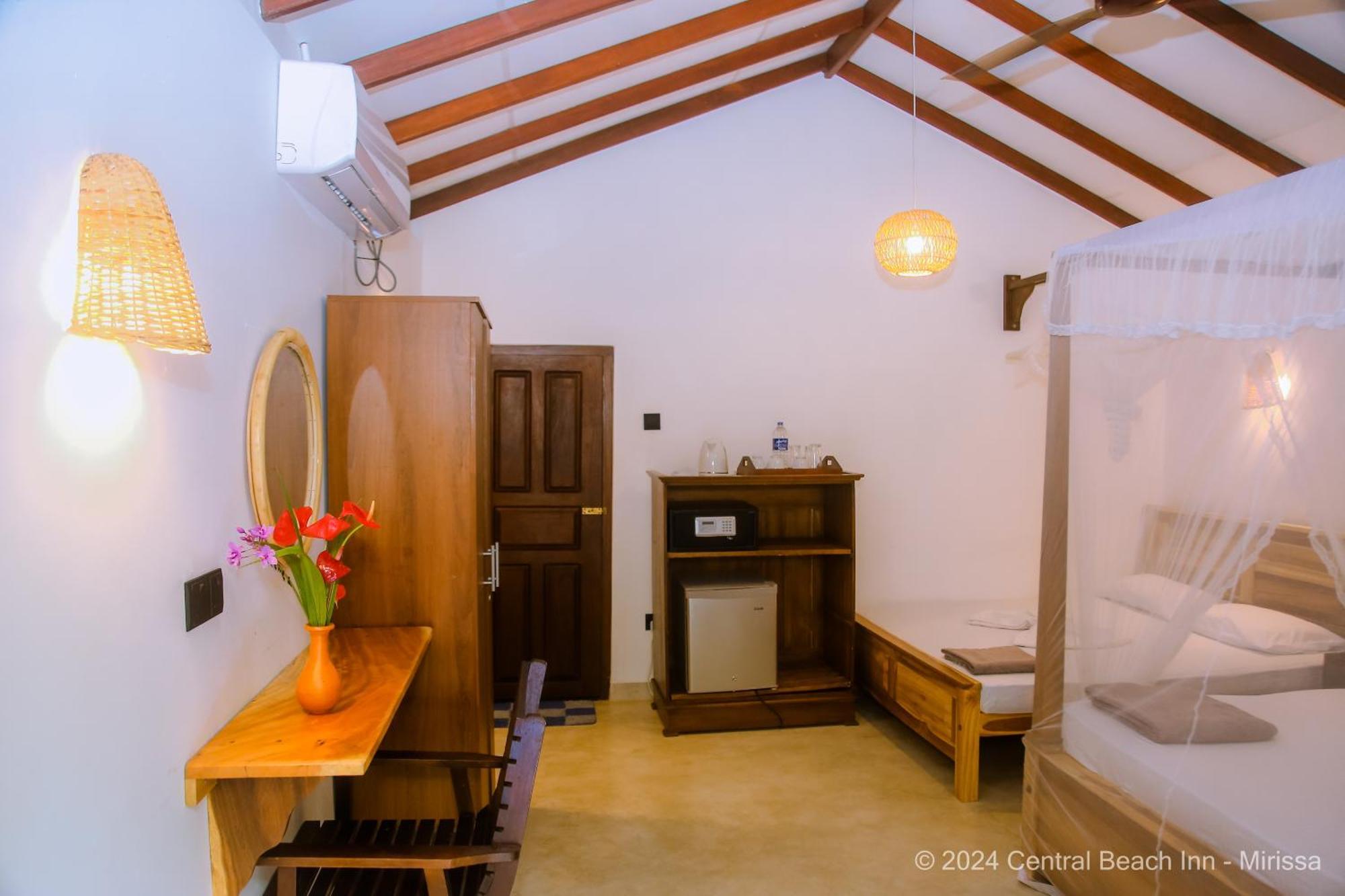 Central Beach Inn 미리사 외부 사진